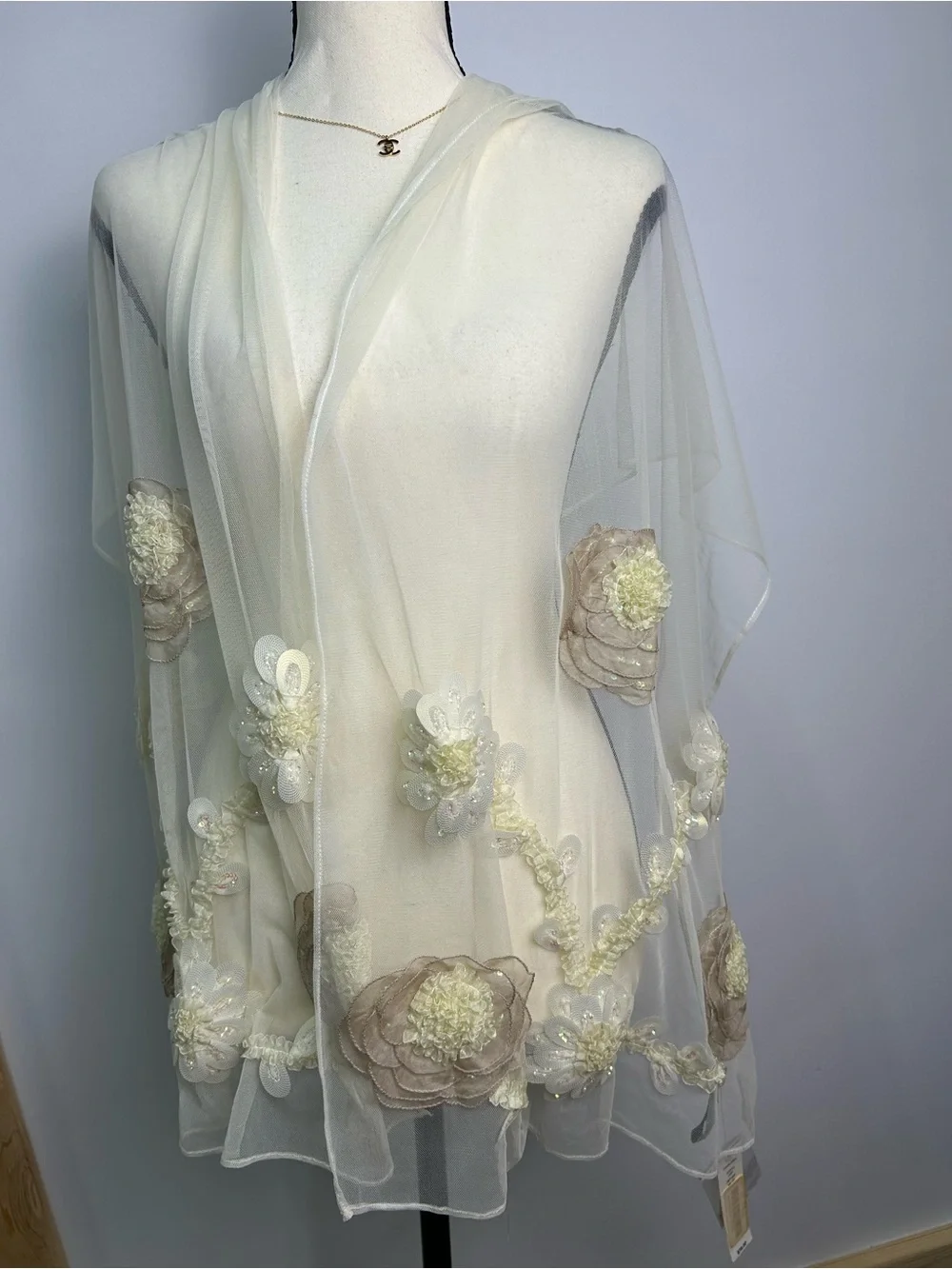 ✨ NEW WITH TAGS ✨ VTG Preston & York Luxe Ivory Tulle Evening Wrap/Bridal Shawl